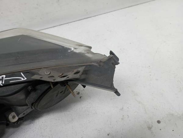 PHARE DROIT PEUGEOT/CITROEN/FIAT - Vue 3